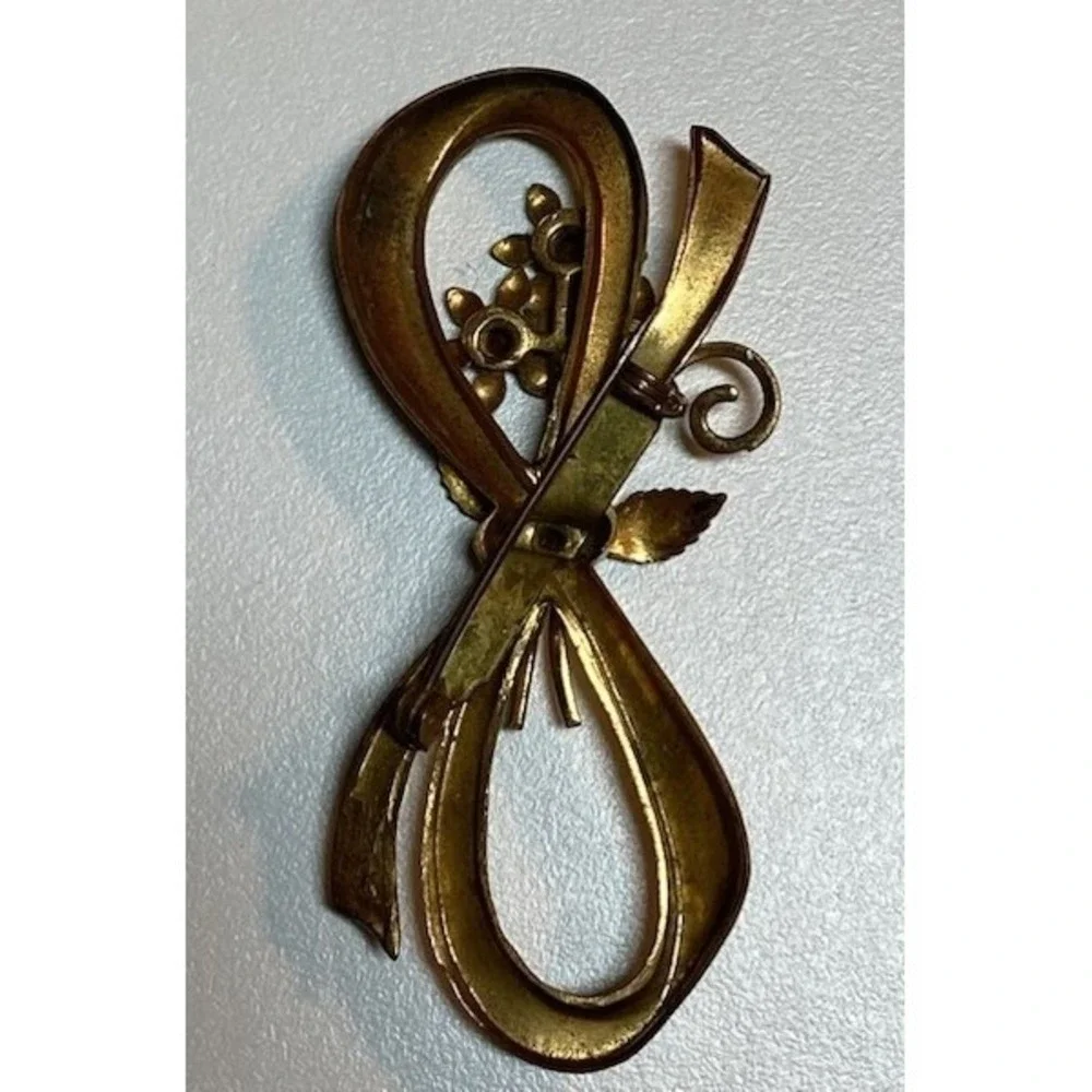 Vintage Gold Tone Ribbon Bow Brooch White Enamel Blue Rhinestone‎ Floral Pin
